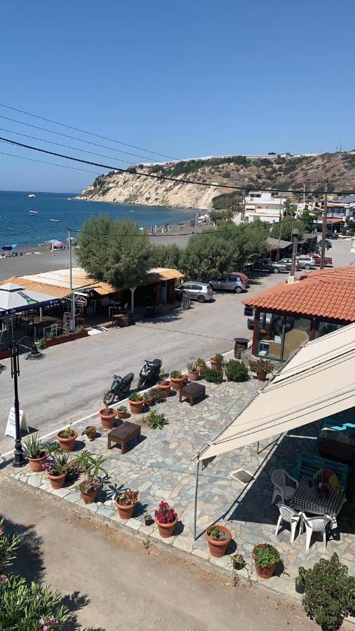 Sindonia beach Apartment's Psari Forada Zewnętrze zdjęcie