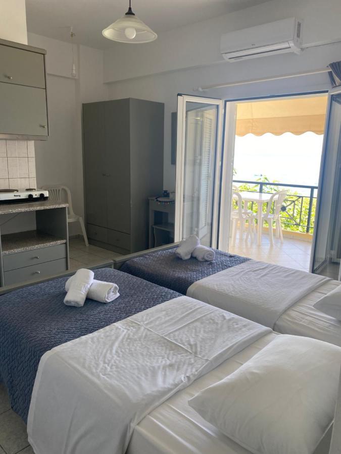 Sindonia beach Apartment's Psari Forada Zewnętrze zdjęcie