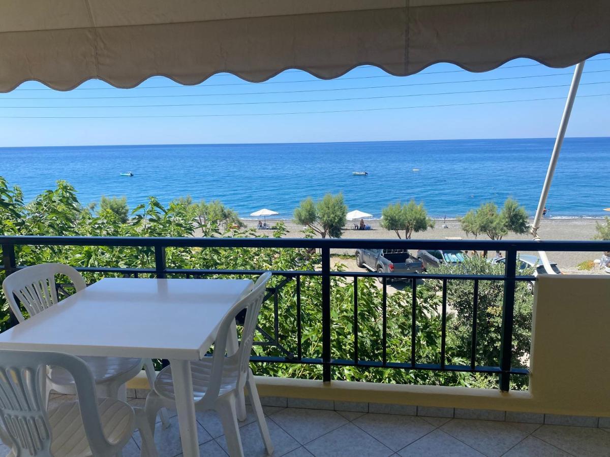 Sindonia beach Apartment's Psari Forada Zewnętrze zdjęcie
