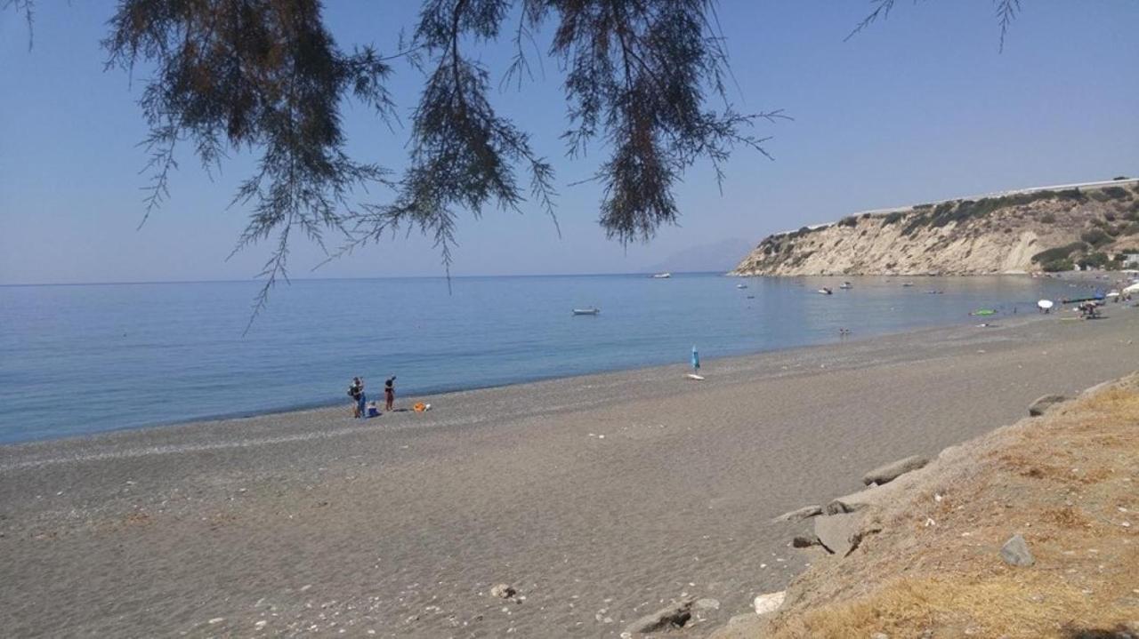 Sindonia beach Apartment's Psari Forada Zewnętrze zdjęcie